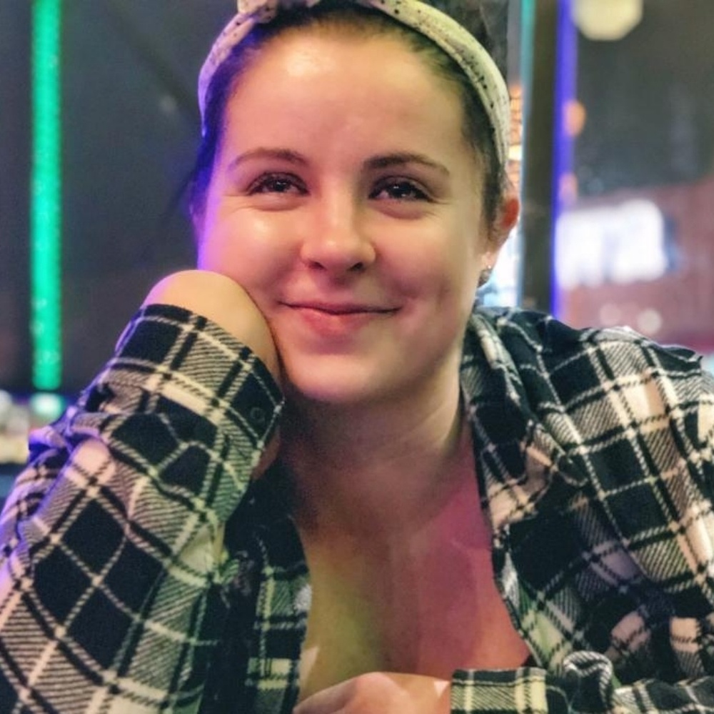 Meet your Posher, Jillian
